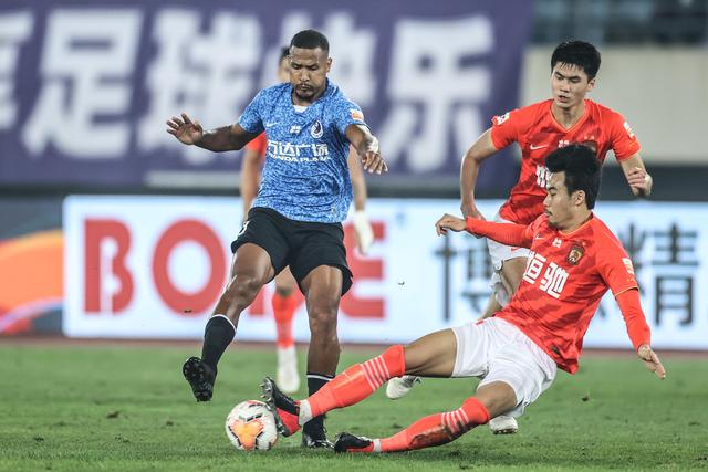 圆梦世界杯！加维晒与佩德里、亚马尔合照：与两位兄弟的珍贵瞬间